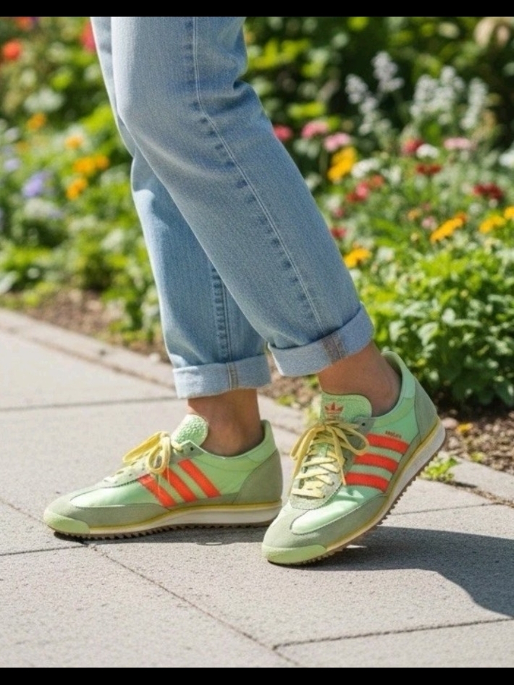 adidas SL 72 OG W Size 8.5 Retro Mint Green Sneakers with Coral Stripes Blue Box - Picture 2 of 7